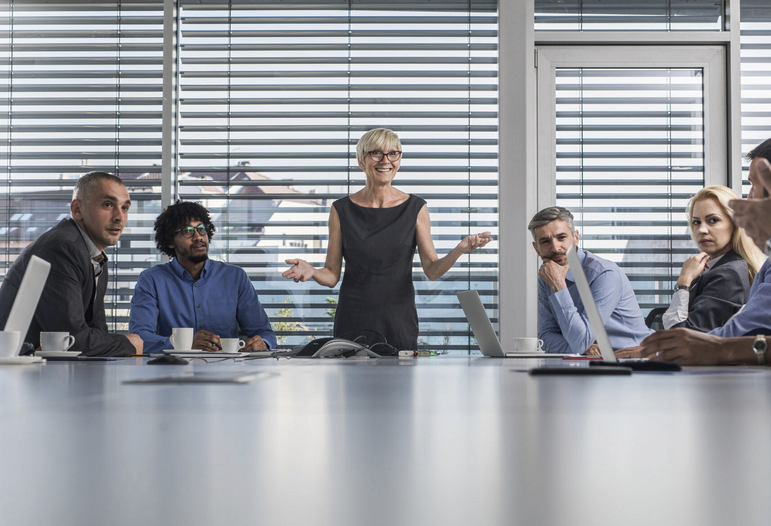 Estudio de IBM | Liderazgo femenino en la era de la IA